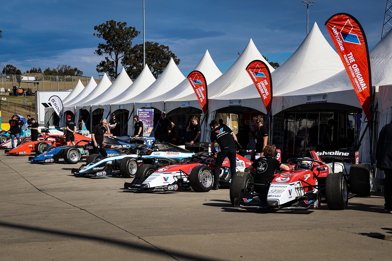 All to Play for at Penultimate Round of S5000 Season