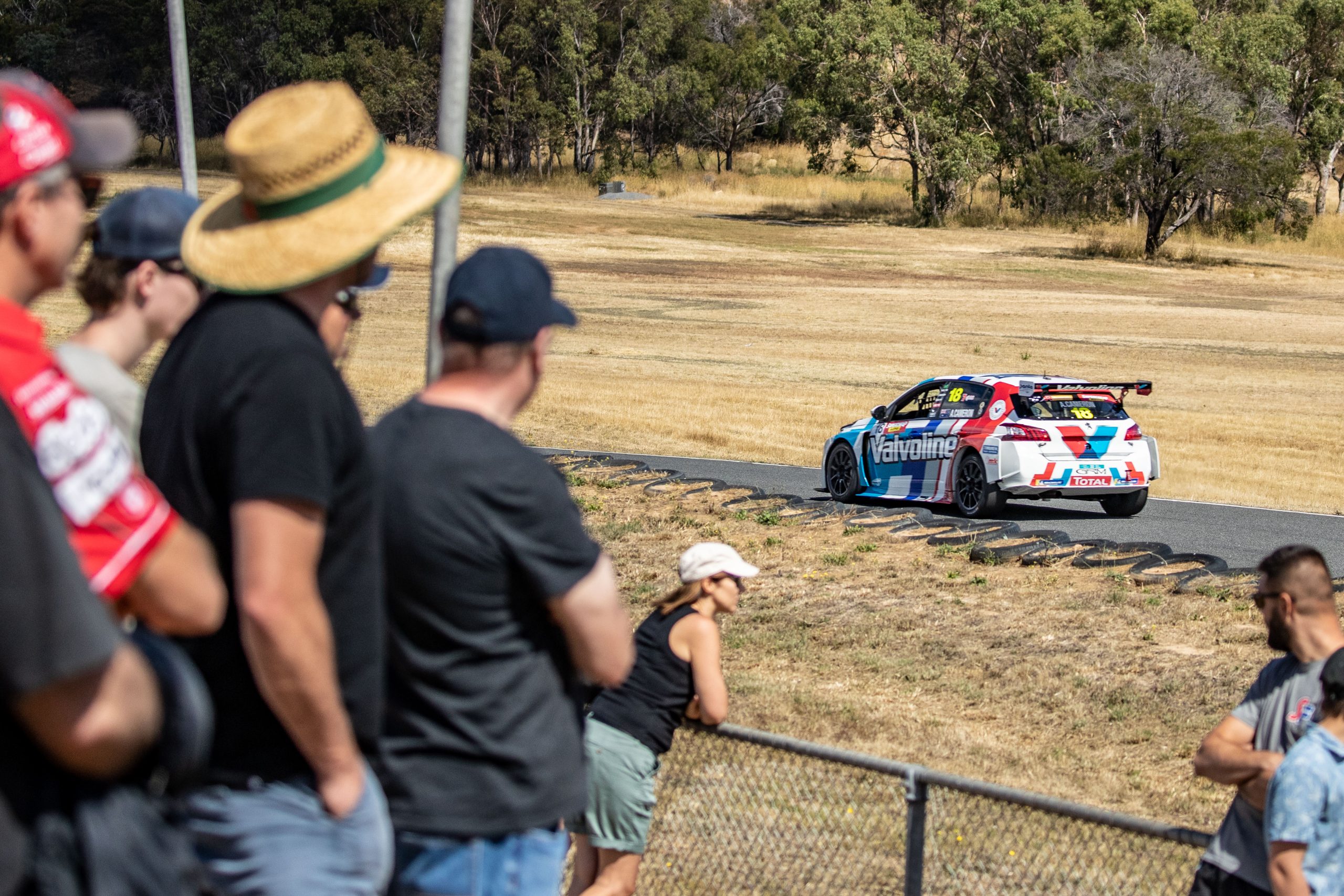 AARON CAMERON CLAIMS TWO SUNDAY WINS AT BASKERVILLE TCR INVITAIONAL