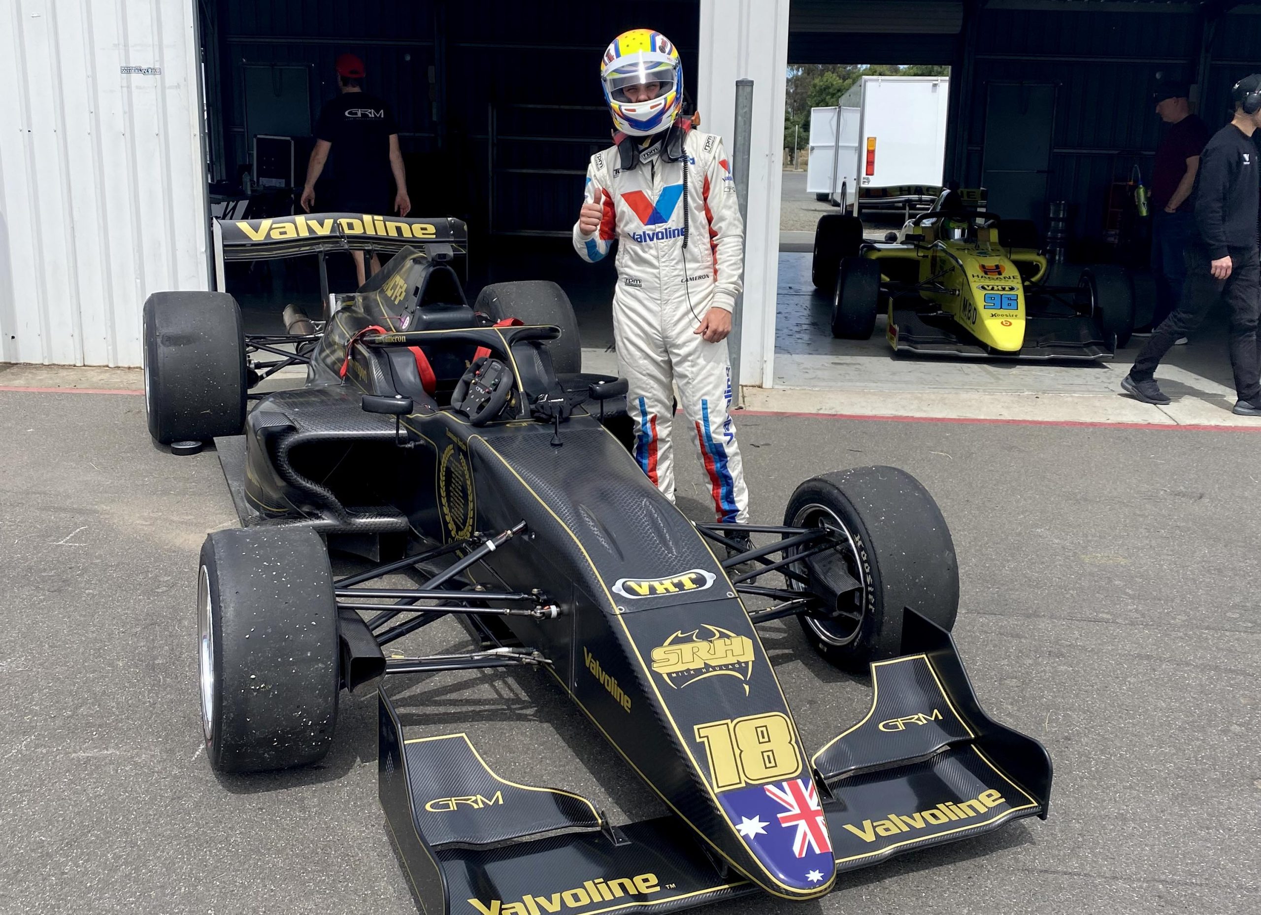 Cameron, classic livery tribute set for Tasman Series debut