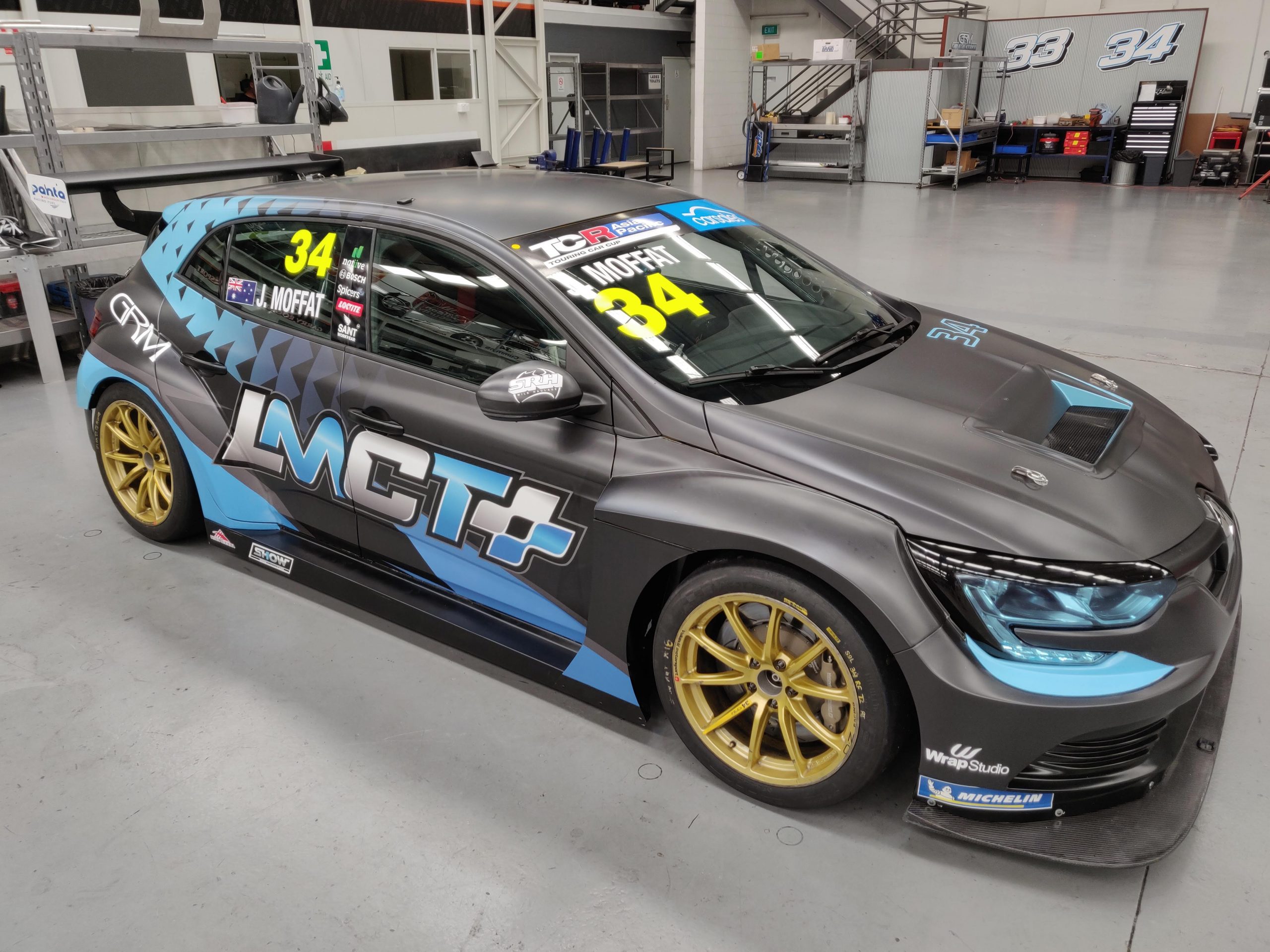 New look and sponsor for James Moffat’s TCR Renault